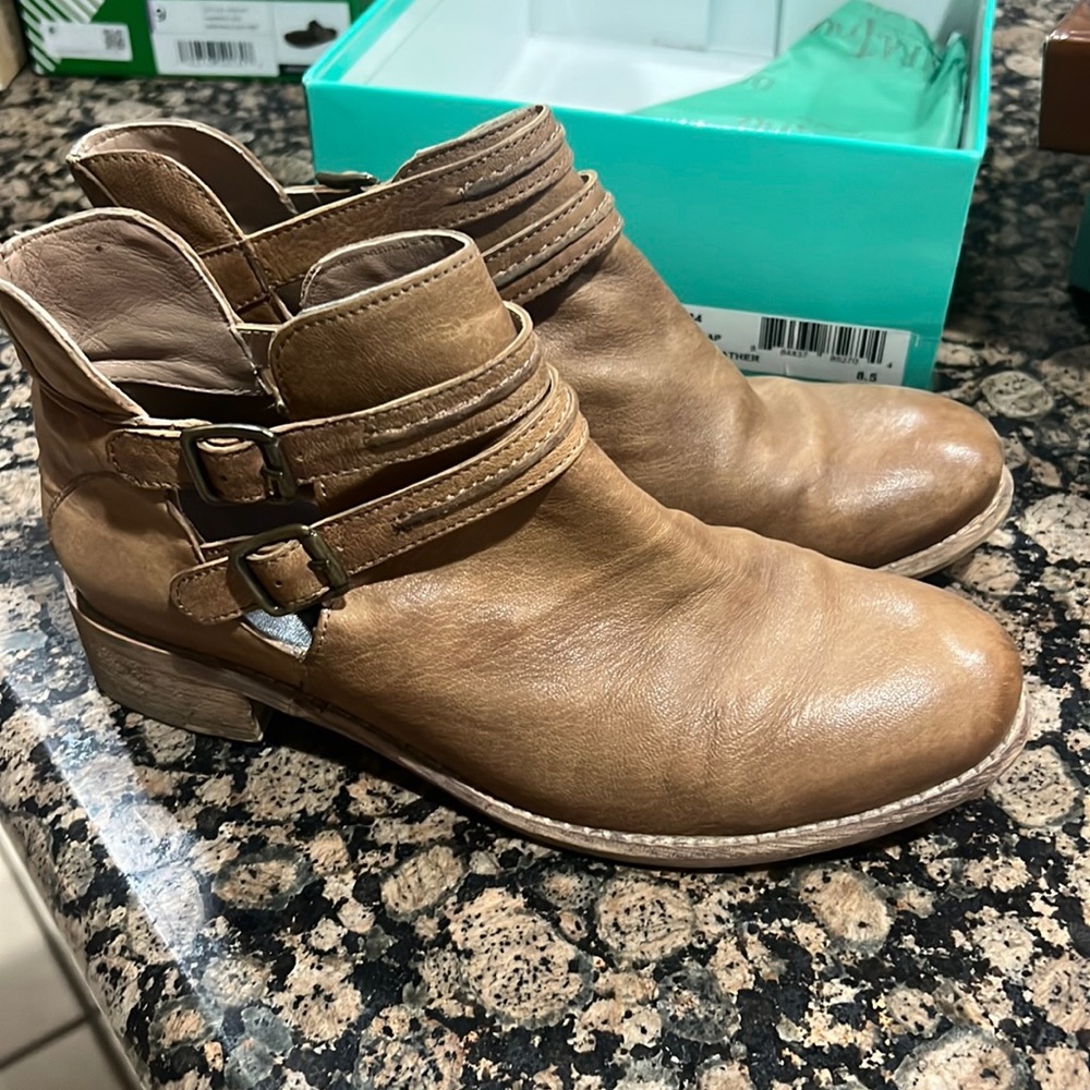 Leather booties